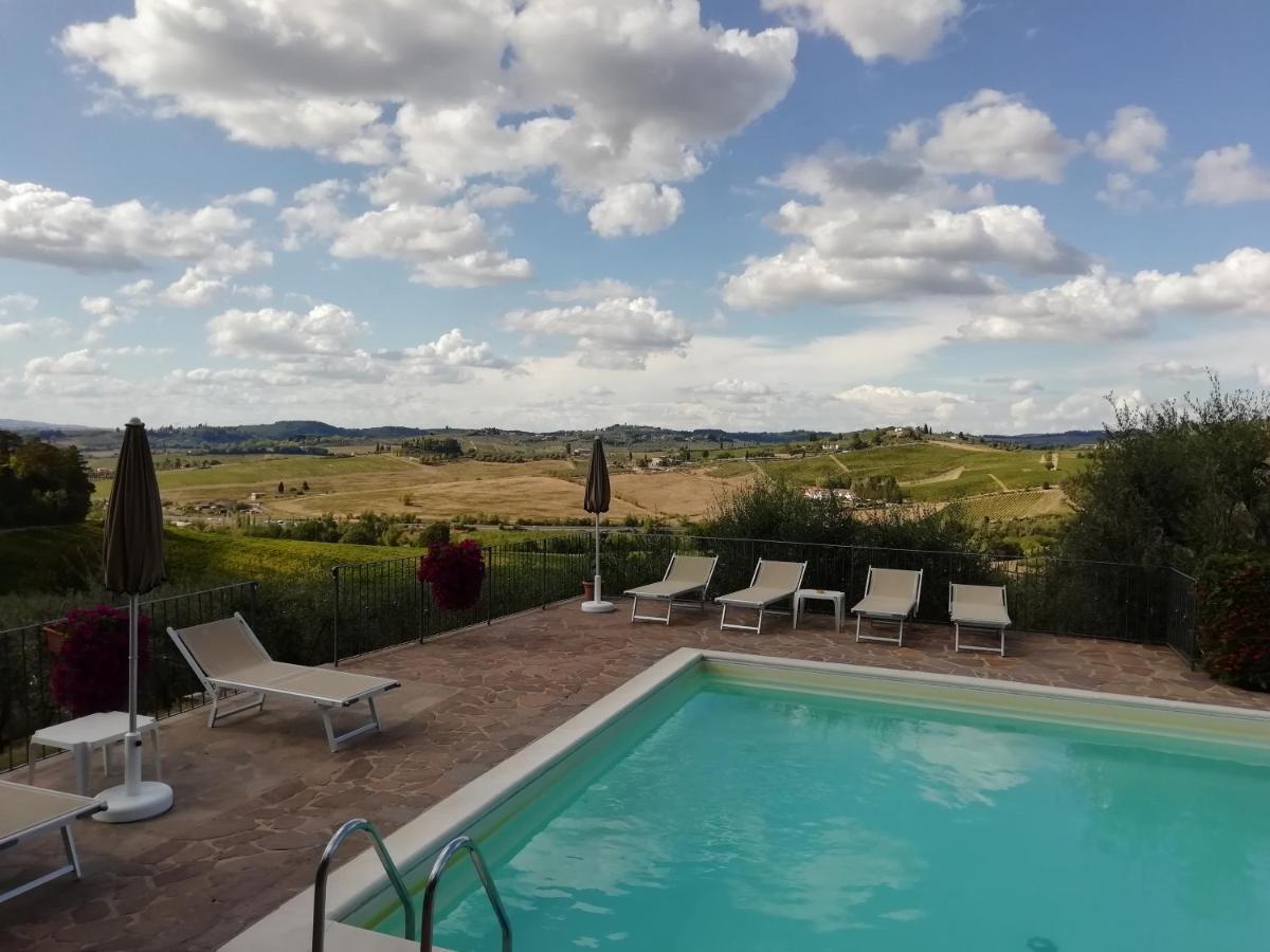 Poggio Massiccioli Apartment Poggibonsi Bagian luar foto