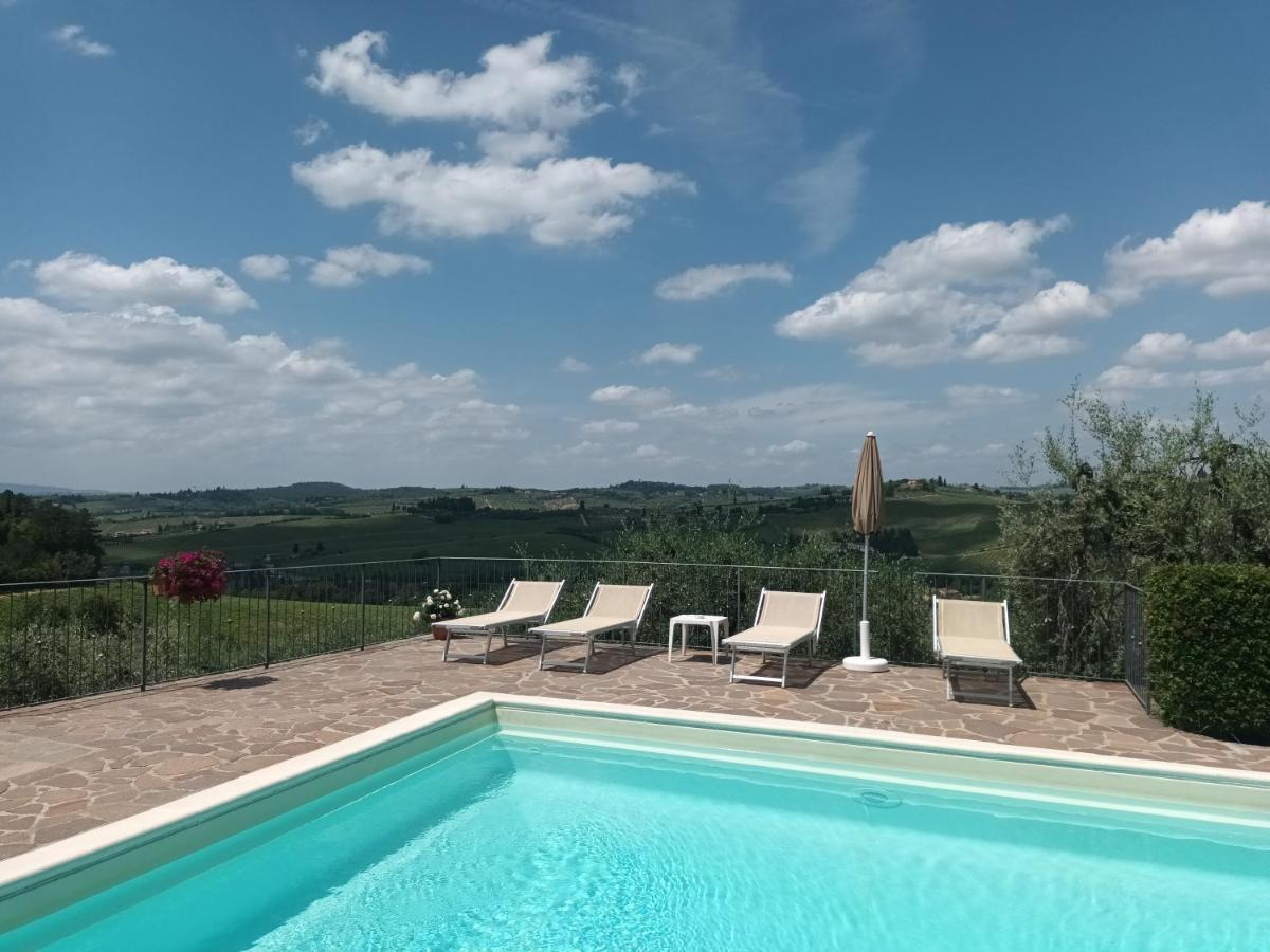 Poggio Massiccioli Apartment Poggibonsi Bagian luar foto