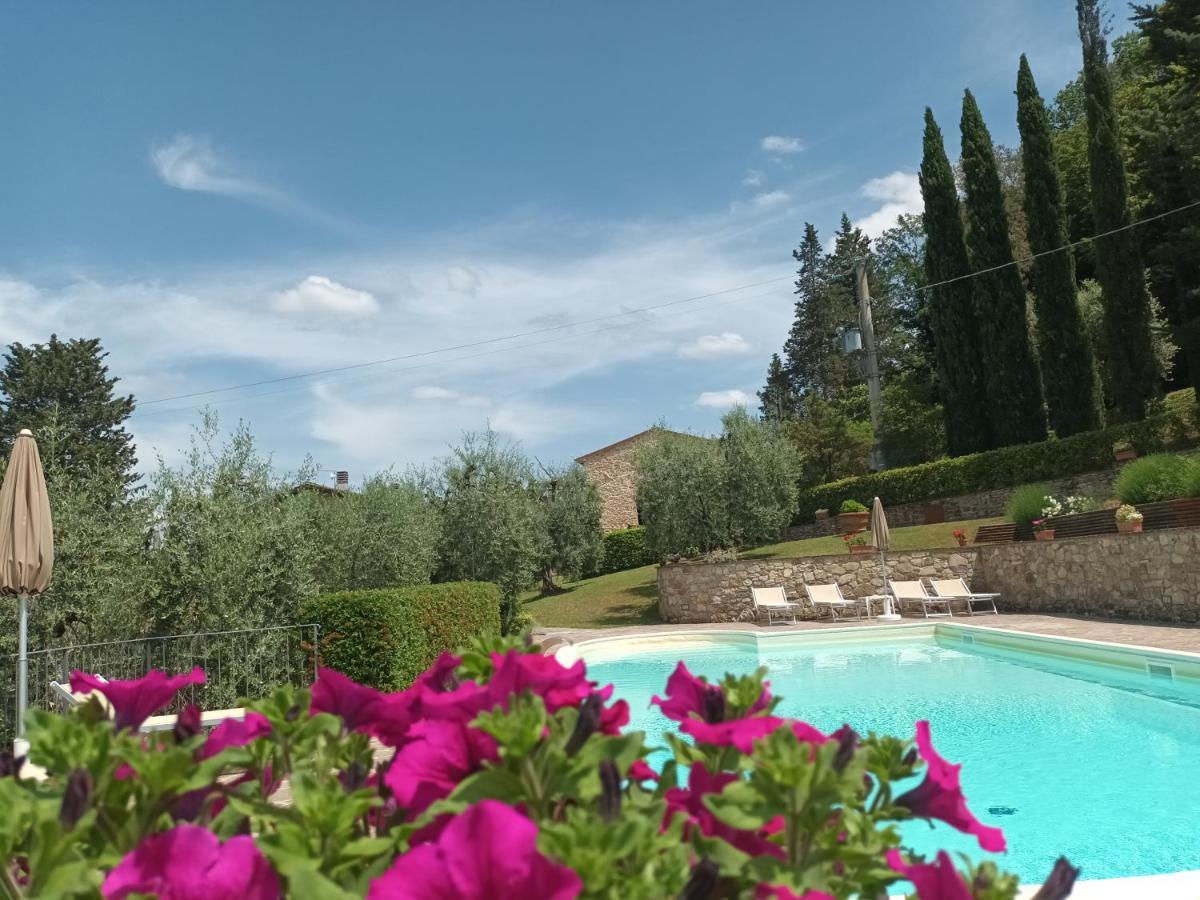 Poggio Massiccioli Apartment Poggibonsi Bagian luar foto